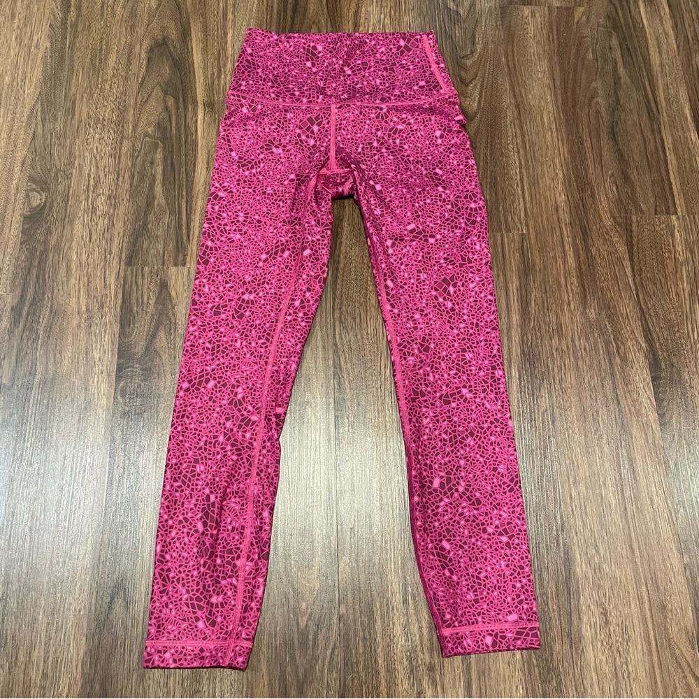 {Lululemon} High-Rise Pant 25” Leggings